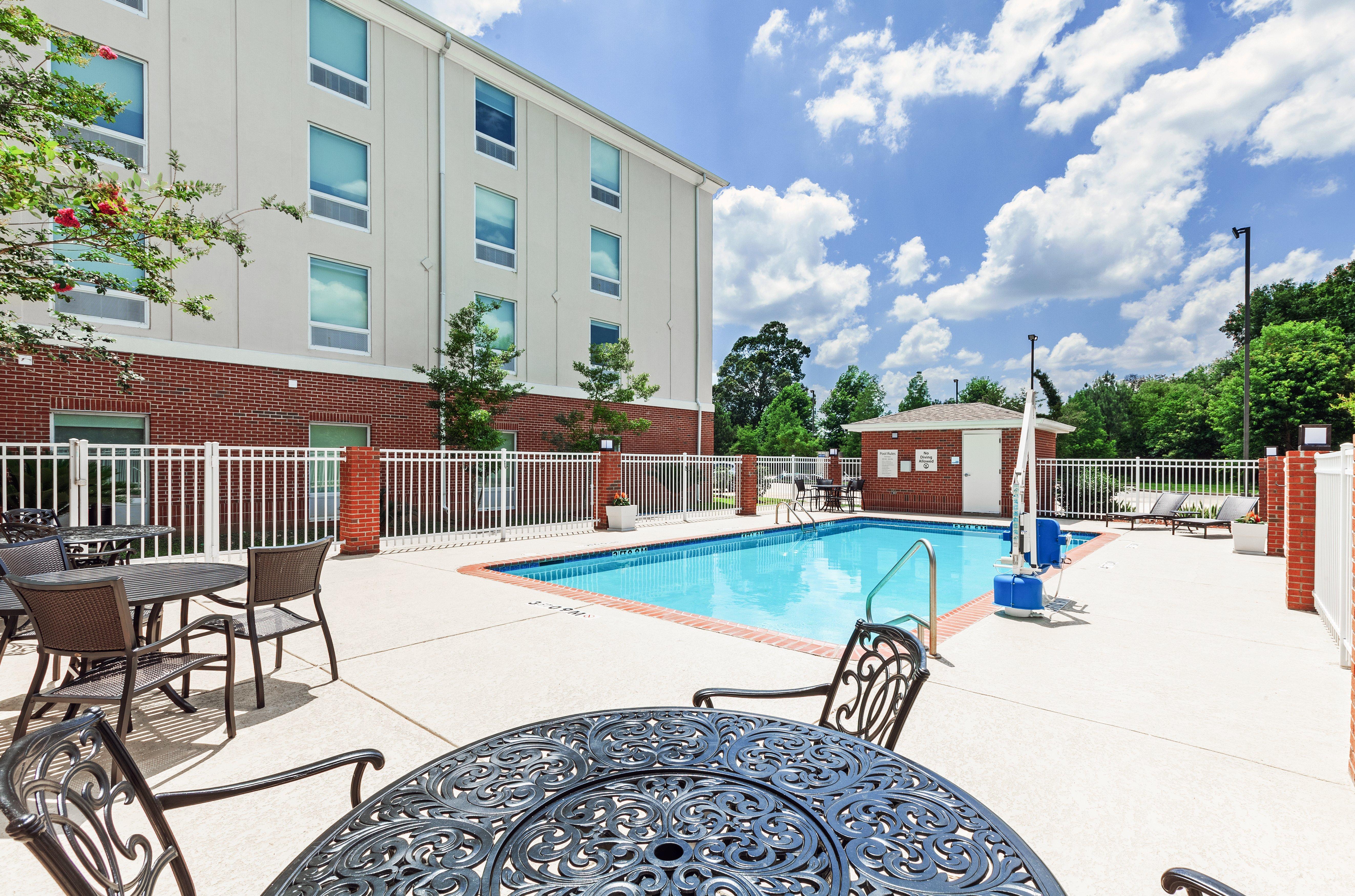 Holiday Inn Express & Suites Baton Rouge East, An Ihg Hotel Exterior foto